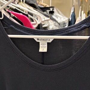 Athleta Navy Scoop Neck Tank Top